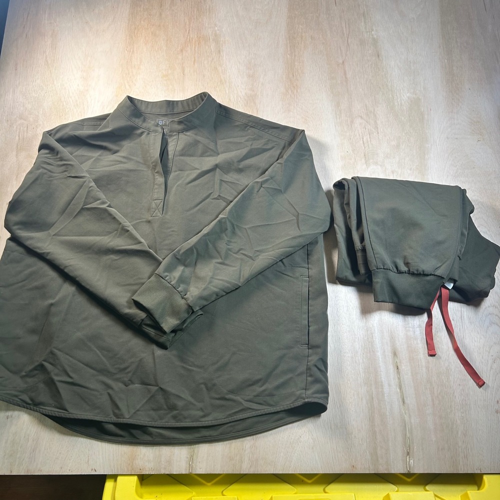 Figs Technical Collection Scrub Set XL Olive Green Long Sleeve Top Jogger Pants
